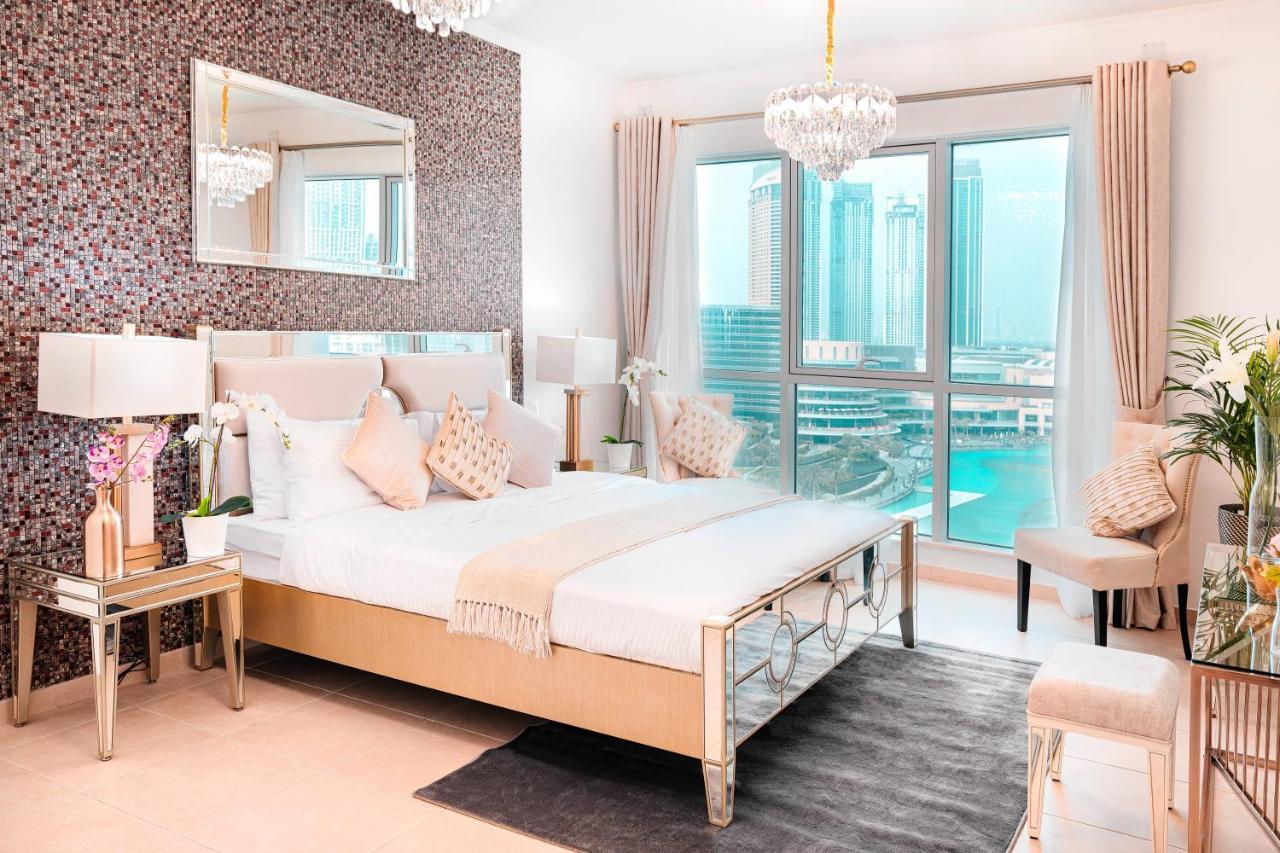 Elite Royal Apartment - Full Burj Khalifa & Fountain View - Emperor Dubai Exterior photo