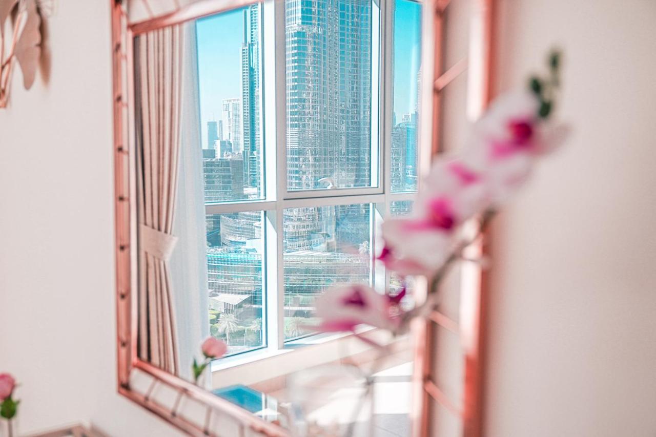 Elite Royal Apartment - Full Burj Khalifa & Fountain View - Emperor Dubai Exterior photo